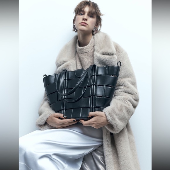 ZARA TOTE BAG - Picture 2 of 10